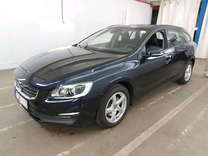 VOLVO V60 2017 yv1fw74c1j2376548