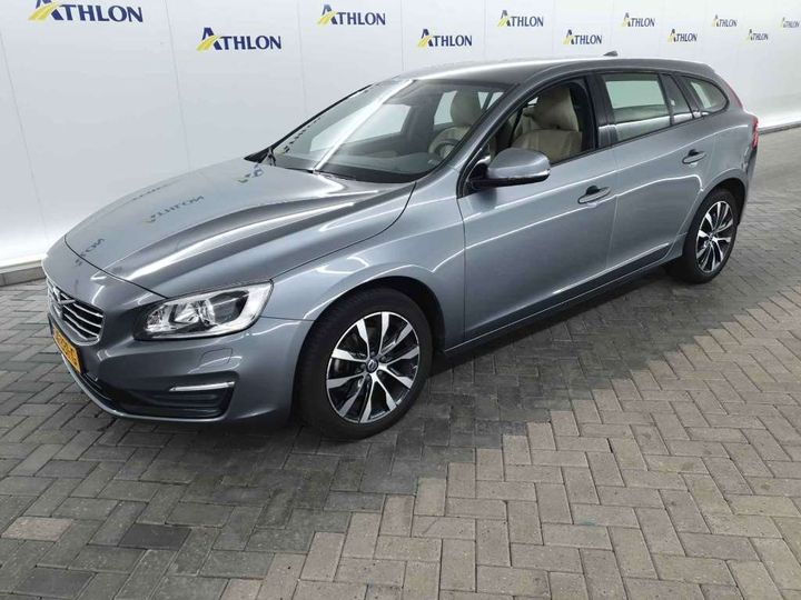 VOLVO V60 2018 yv1fw74c1j2377246