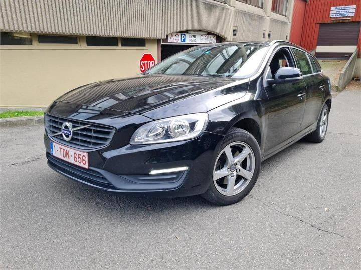 VOLVO V60 ESTATE 2017 yv1fw74c1j2382995