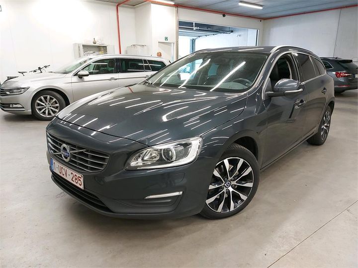 VOLVO V60 2018 yv1fw74c1j2386720