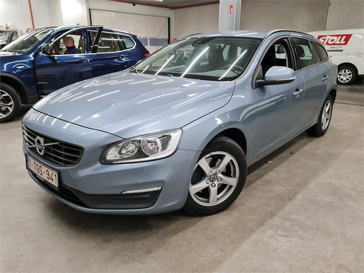 VOLVO V60 2017 yv1fw74c1j2387031