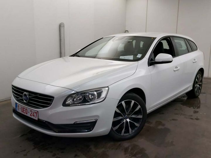 VOLVO V60 2018 yv1fw74c1j2390845