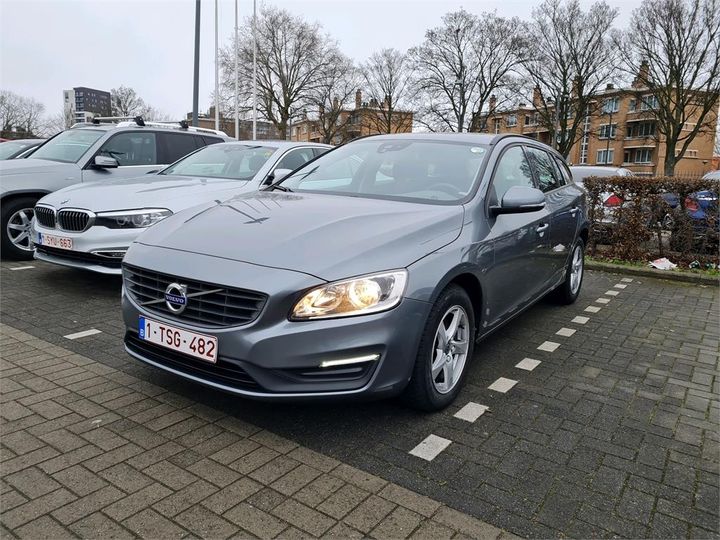 VOLVO V60 2018 yv1fw74c1j2395885