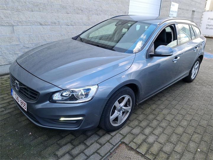 VOLVO V60 2018 yv1fw74c1j2397700