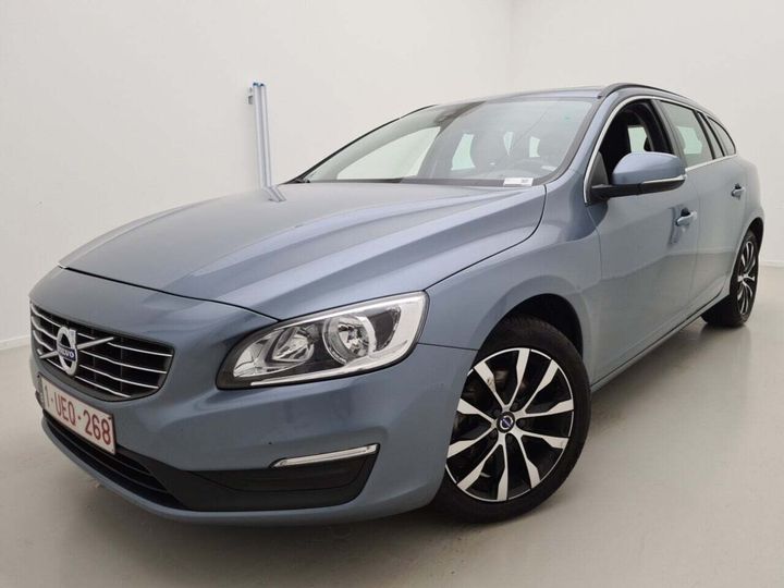 VOLVO V60 2018 yv1fw74c1j2397796