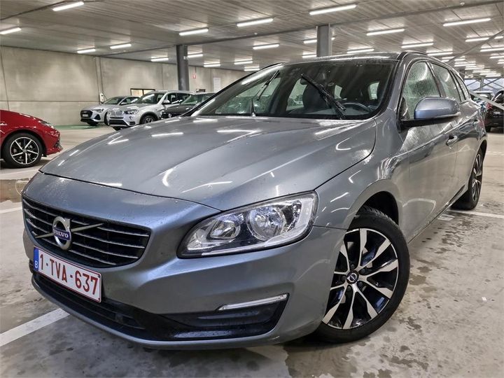 VOLVO V 60 2018 yv1fw74c1j2399382