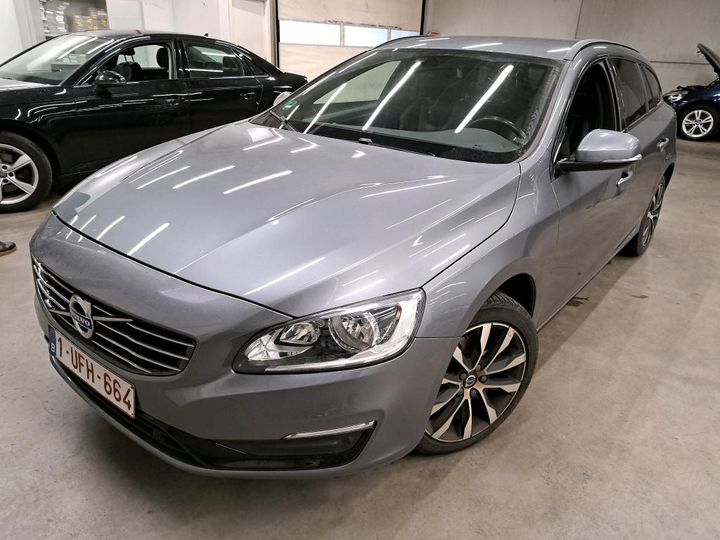 VOLVO V 60 2018 yv1fw74c1j2406649