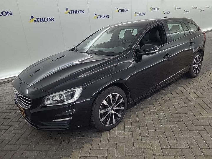 VOLVO V60 2018 yv1fw74c1j2407171