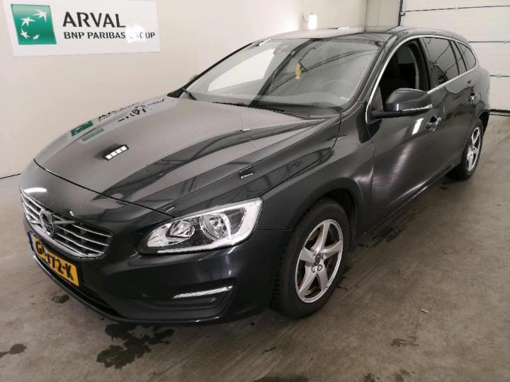 VOLVO V60 2015 yv1fw7880g1292963