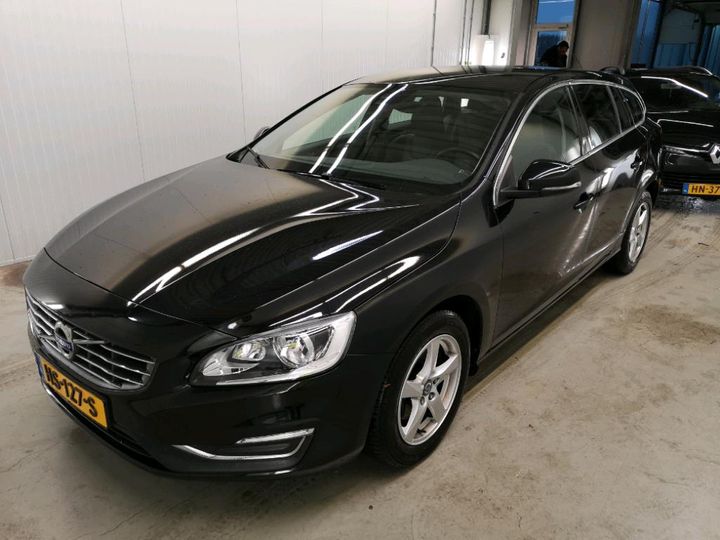 VOLVO V60 2015 yv1fw7880g1309464