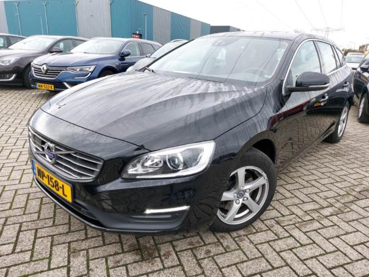 VOLVO V60 2017 yv1fw7880h1367256