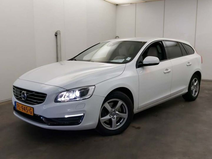 VOLVO V60 2017 yv1fw7880j2378956