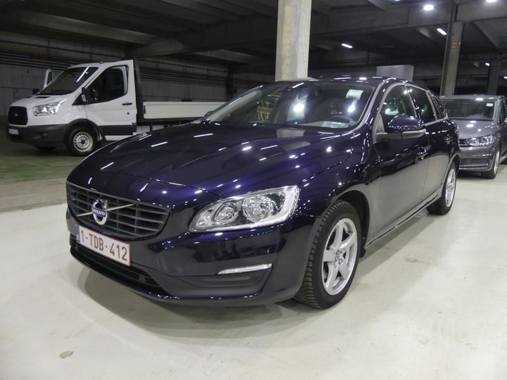 VOLVO V60 2017 yv1fw7880j2383316