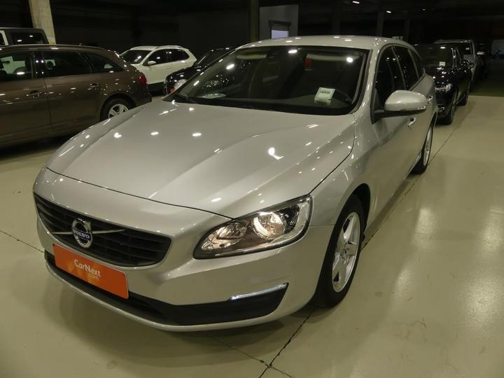 VOLVO V60 2017 yv1fw78c0j2390349