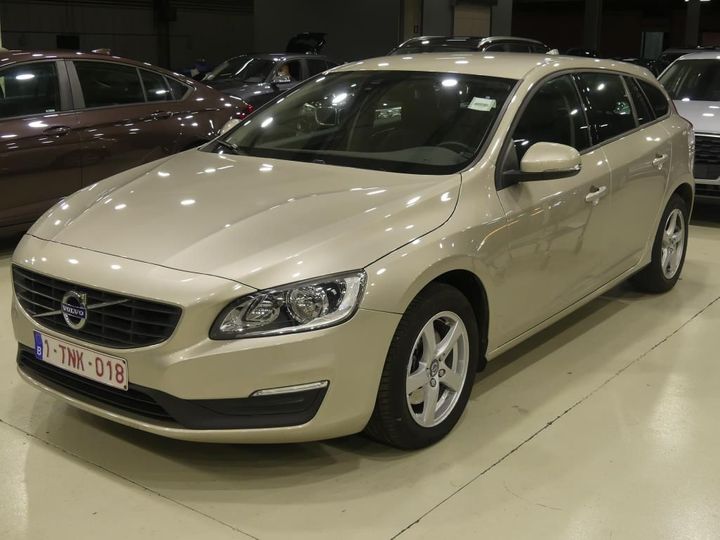 VOLVO V60 2017 yv1fw78c0j2391665