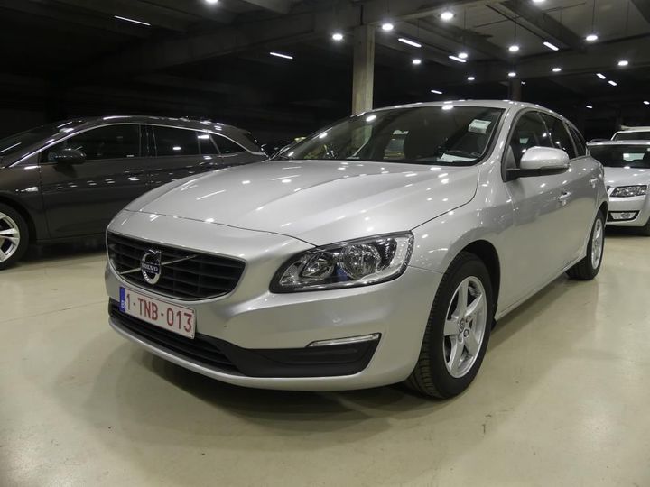 VOLVO V60 2017 yv1fw78c0j2391667