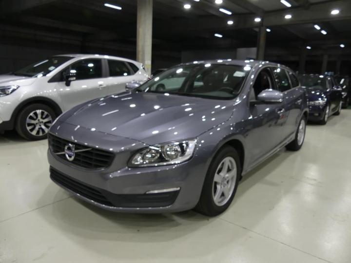 VOLVO V60 2017 yv1fw78c0j2391690