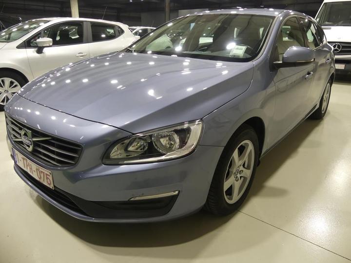 VOLVO V60 2018 yv1fw78c0j2392967