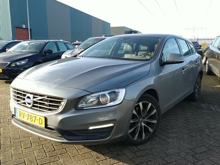 VOLVO V60 2018 yv1fw78c0j2397042