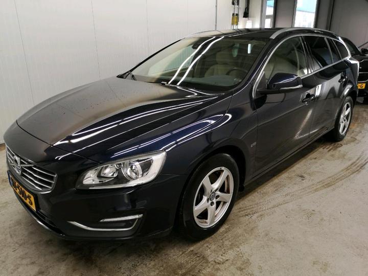 VOLVO V60 2015 yv1fw7980g1312463