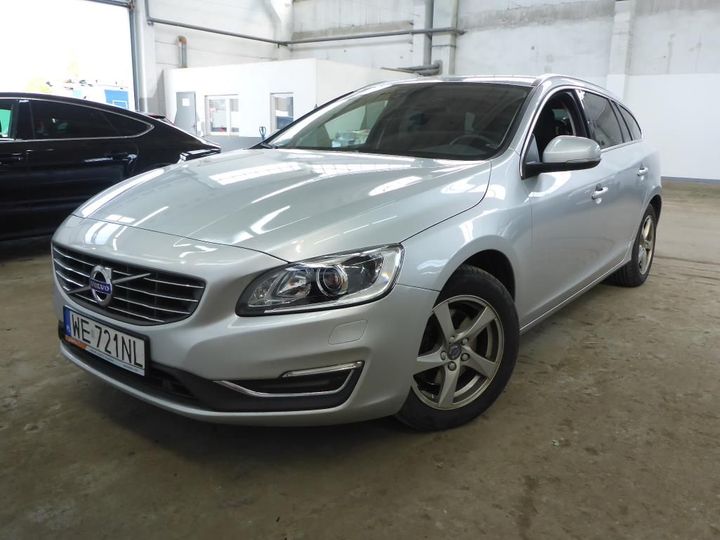 VOLVO V60 2016 yv1fw7980h1344751