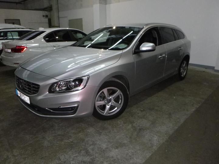 VOLVO V60 2016 yv1fw7980h1345812