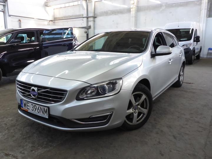 VOLVO V60 2016 yv1fw7980h1353409