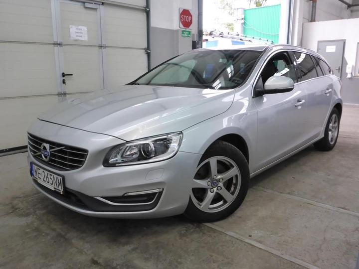 VOLVO V60 2016 yv1fw7980h1353410