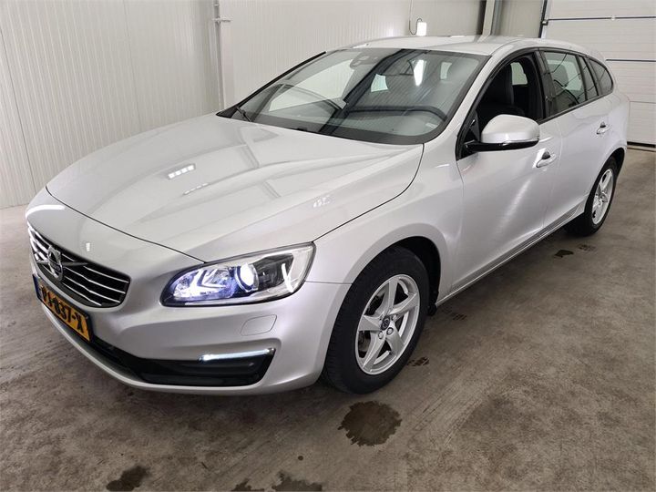 VOLVO V60 2017 yv1fw7980j2377772