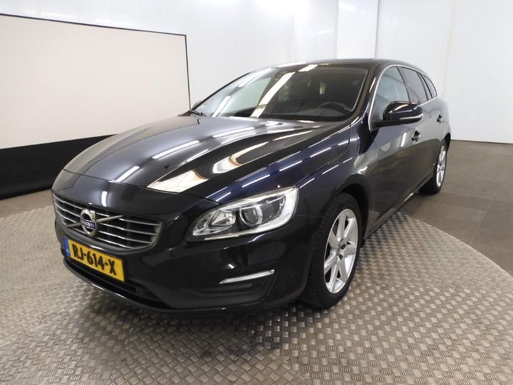 VOLVO V60 2017 yv1fw7980j2390597