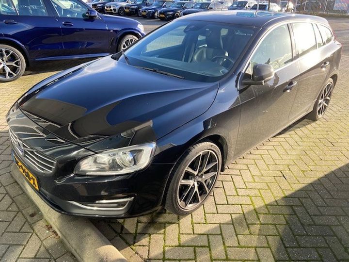 VOLVO V60 2015 yv1fw7981g1306150