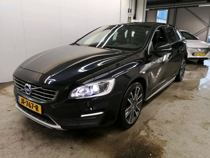 VOLVO V60 2016 yv1fw7981g1318165