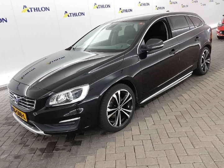 VOLVO V60 2016 yv1fw7981g1325698