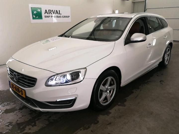 VOLVO V60 2016 yv1fw7981h1332656