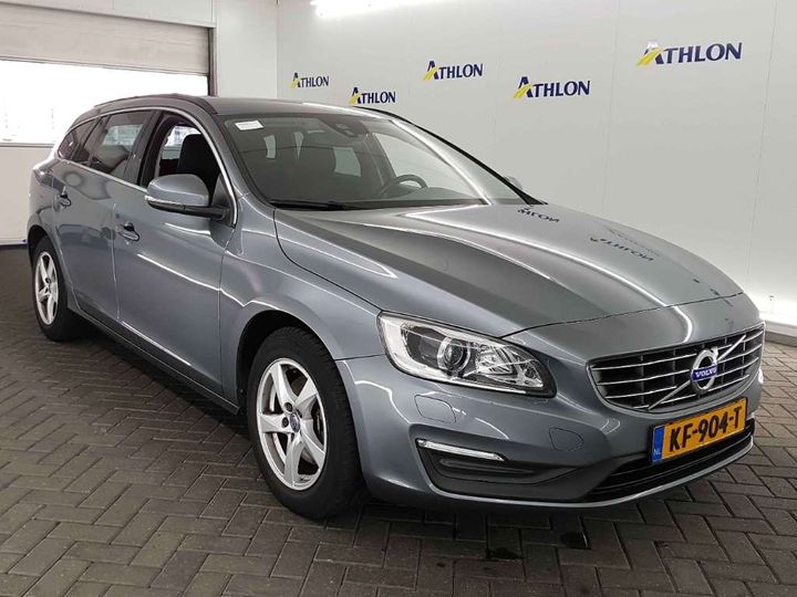 VOLVO V60 2016 yv1fw7981h1338200