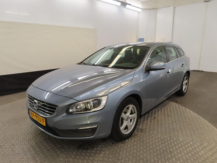 VOLVO V60 2016 yv1fw7981h1346231