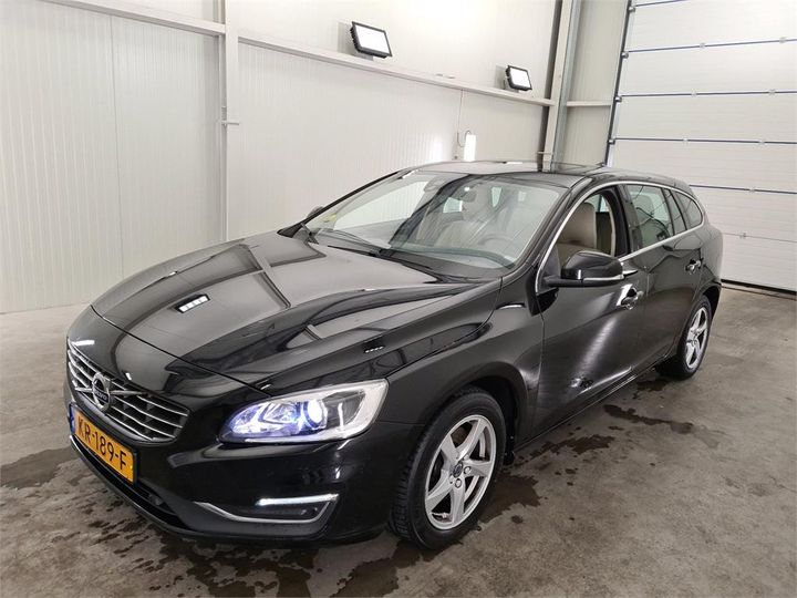 VOLVO V60 2016 yv1fw7981h1347989