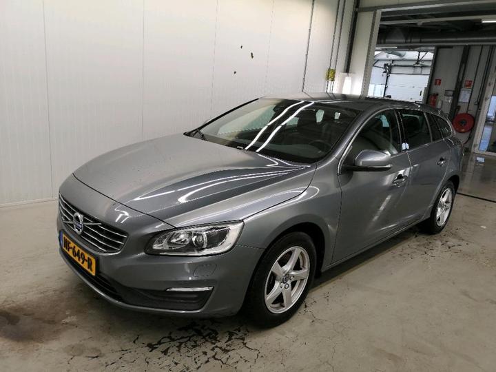 VOLVO V60 2017 yv1fw7981h1351861