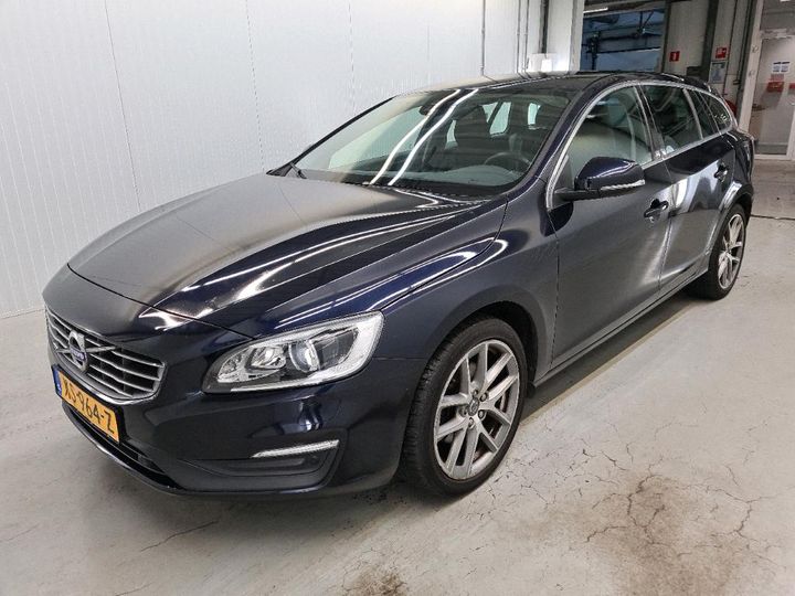 VOLVO V60 2016 yv1fw7981h1352038