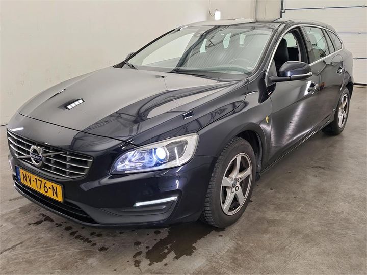 VOLVO V60 2017 yv1fw7981h1353936