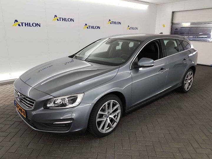 VOLVO V60 2016 yv1fw7981h1356952