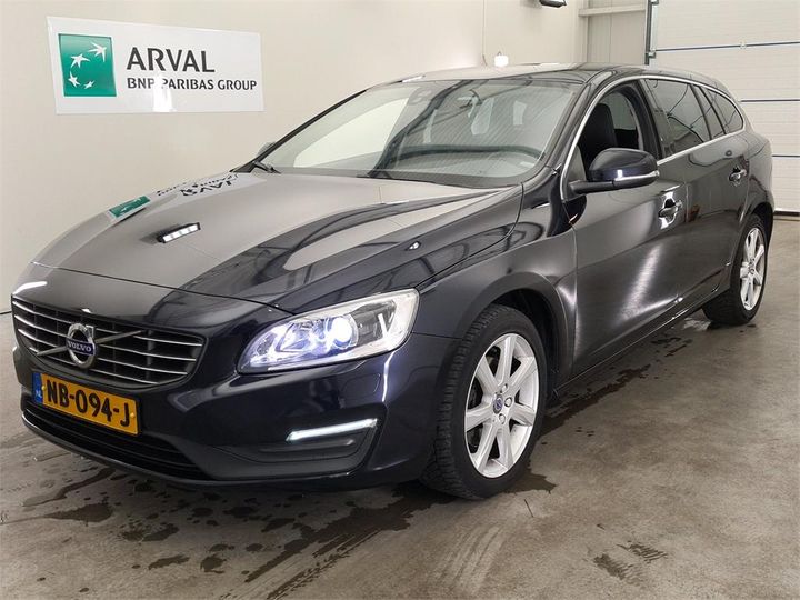 VOLVO V60 2017 yv1fw7981h1357278