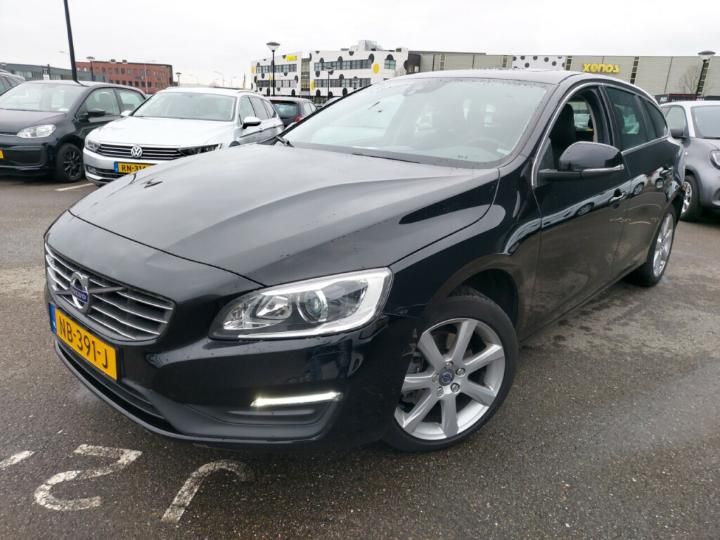 VOLVO V60 2017 yv1fw7981h1357605