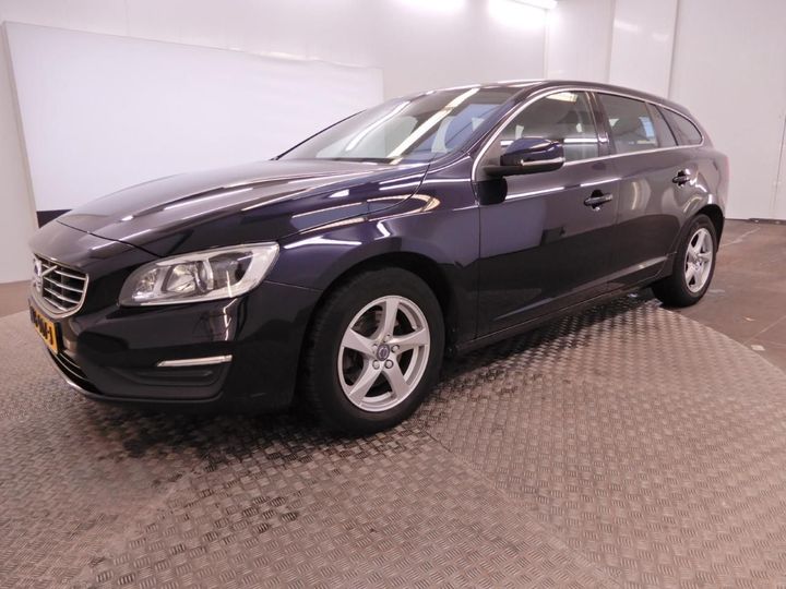 VOLVO V60 2017 yv1fw7981h1361446