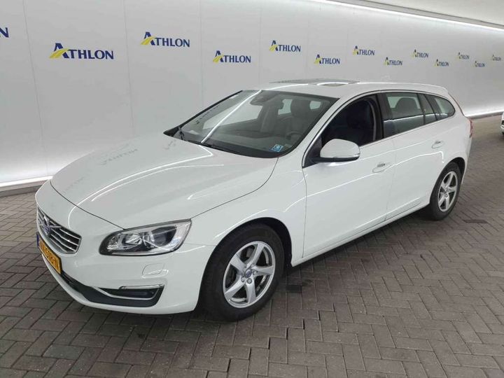 VOLVO V60 2017 yv1fw7981h1369829