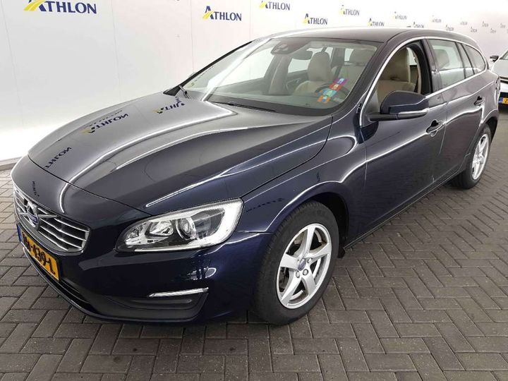 VOLVO V60 2017 yv1fw7981j2388411