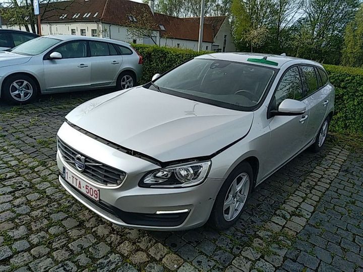 VOLVO V60 2018 yv1fw7981j2395853