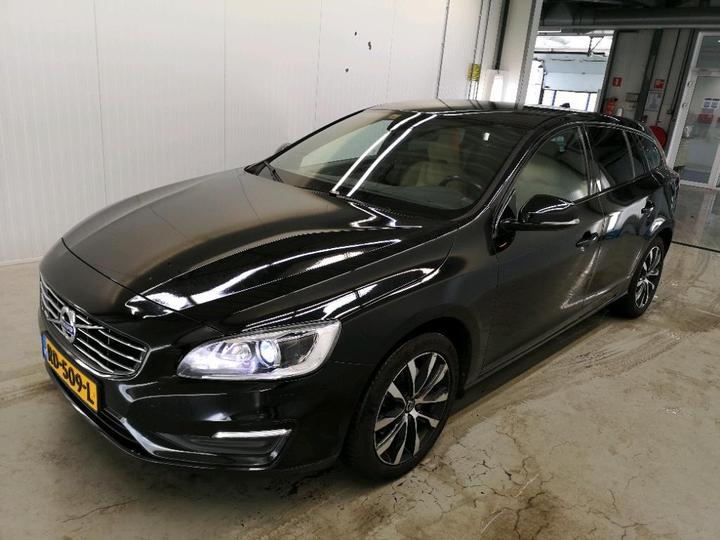 VOLVO V60 2017 yv1fw79c0j2386536