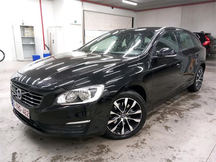 VOLVO V60 2017 yv1fw79c0j2388237