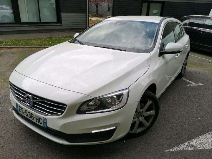 VOLVO V60 BREAK 2017 yv1fw79c0j2389708